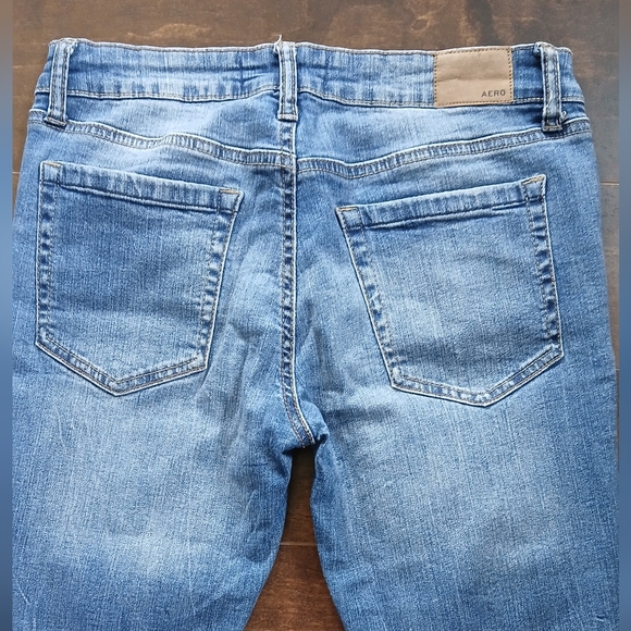 Aero Jeans - Picture 4 of 5